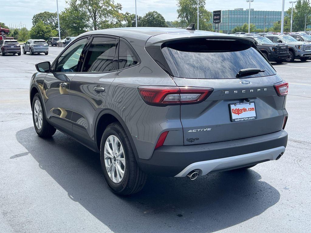 new 2025 Ford Escape car, priced at $23,394