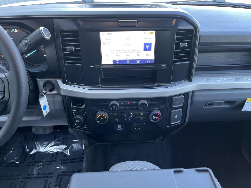 new 2025 Ford F-350 car, priced at $52,600