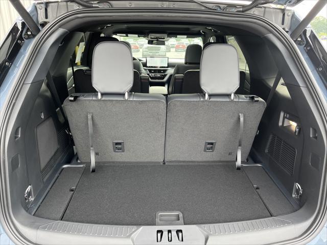 new 2025 Ford Explorer car, priced at $46,227