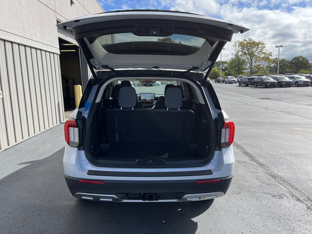 new 2025 Ford Explorer car, priced at $46,418