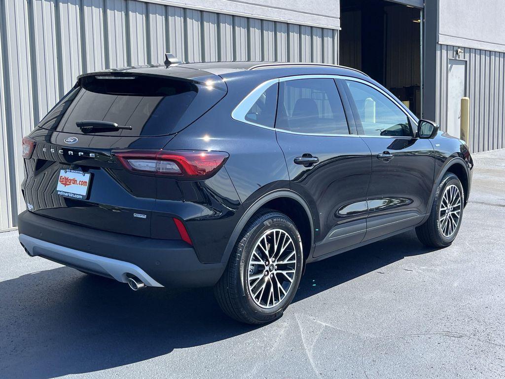 new 2025 Ford Escape PHEV car, priced at $33,227