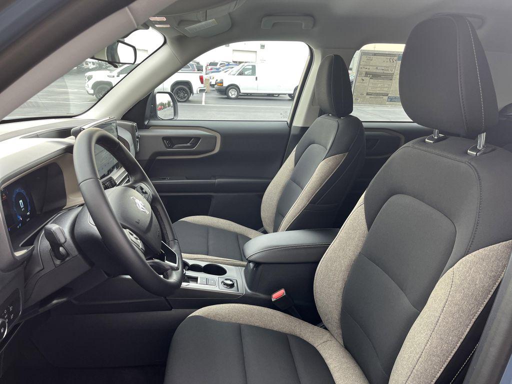 new 2025 Ford Bronco Sport car, priced at $31,674