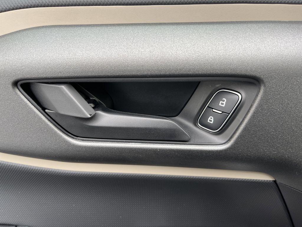 new 2025 Ford Bronco Sport car, priced at $31,674