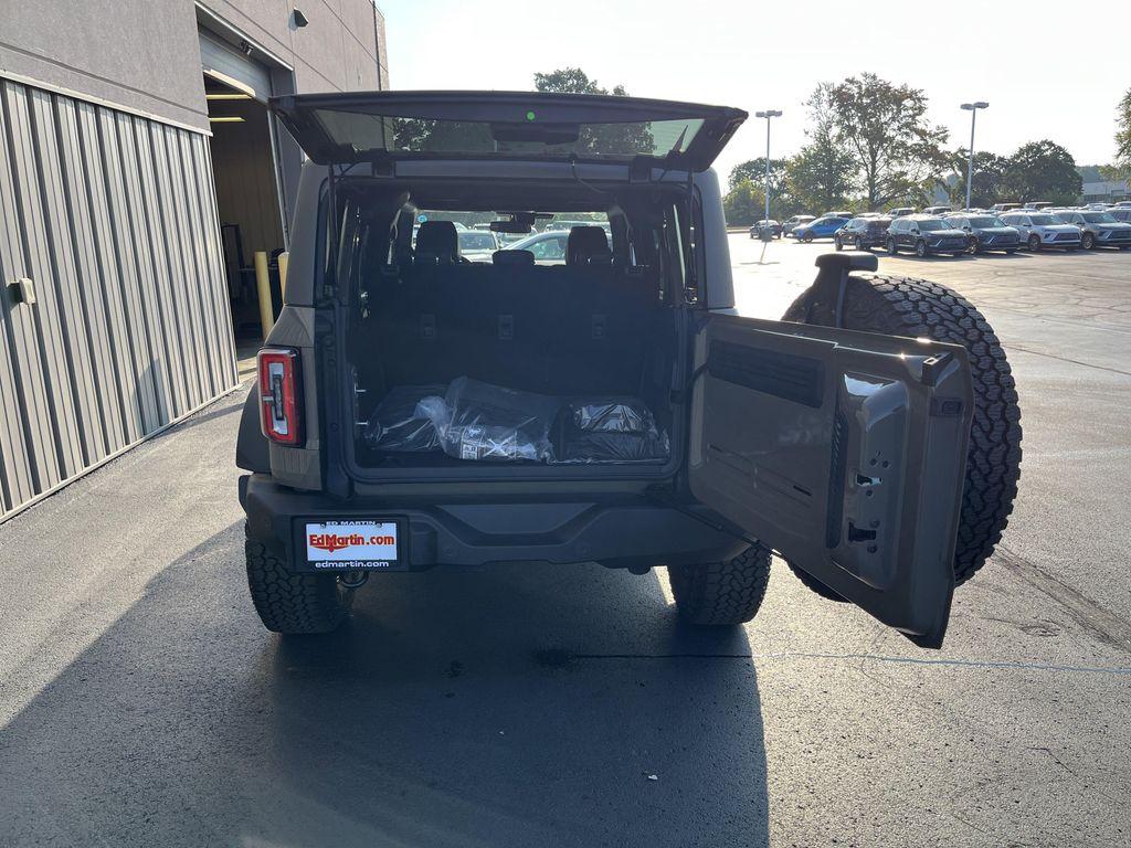 new 2025 Ford Bronco car, priced at $60,071