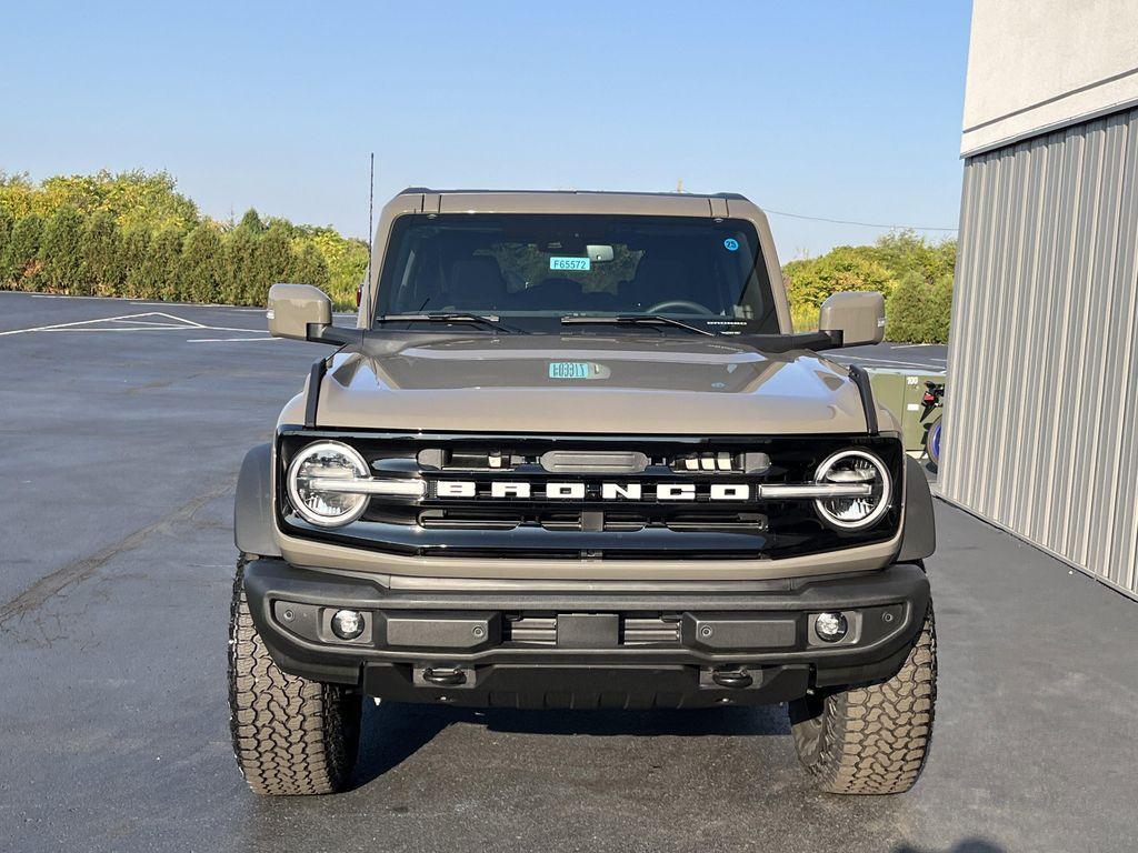new 2025 Ford Bronco car, priced at $60,071