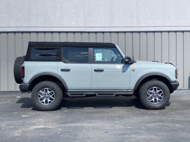 new 2024 Ford Bronco car, priced at $59,467