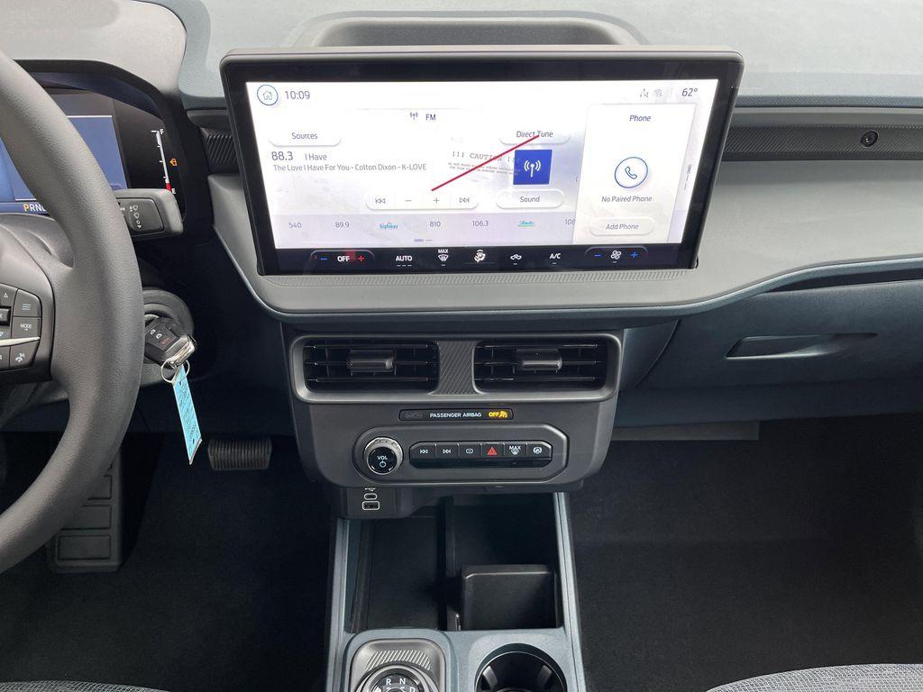 new 2025 Ford Maverick car, priced at $29,957