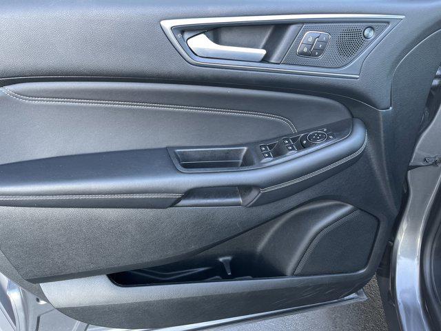 used 2024 Ford Edge car, priced at $29,950