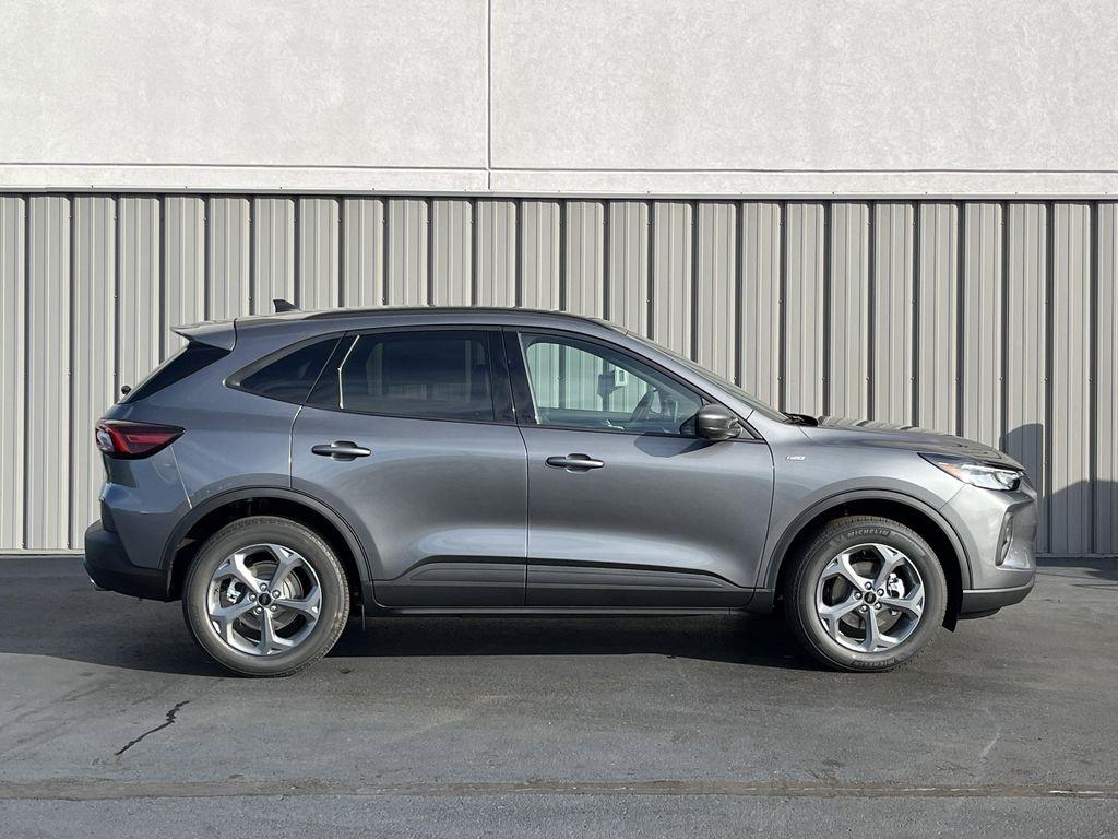 new 2026 Ford Escape car, priced at $33,566