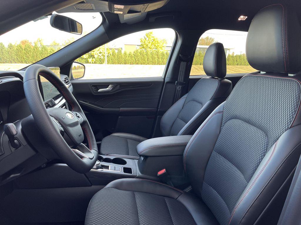 new 2026 Ford Escape car, priced at $33,566