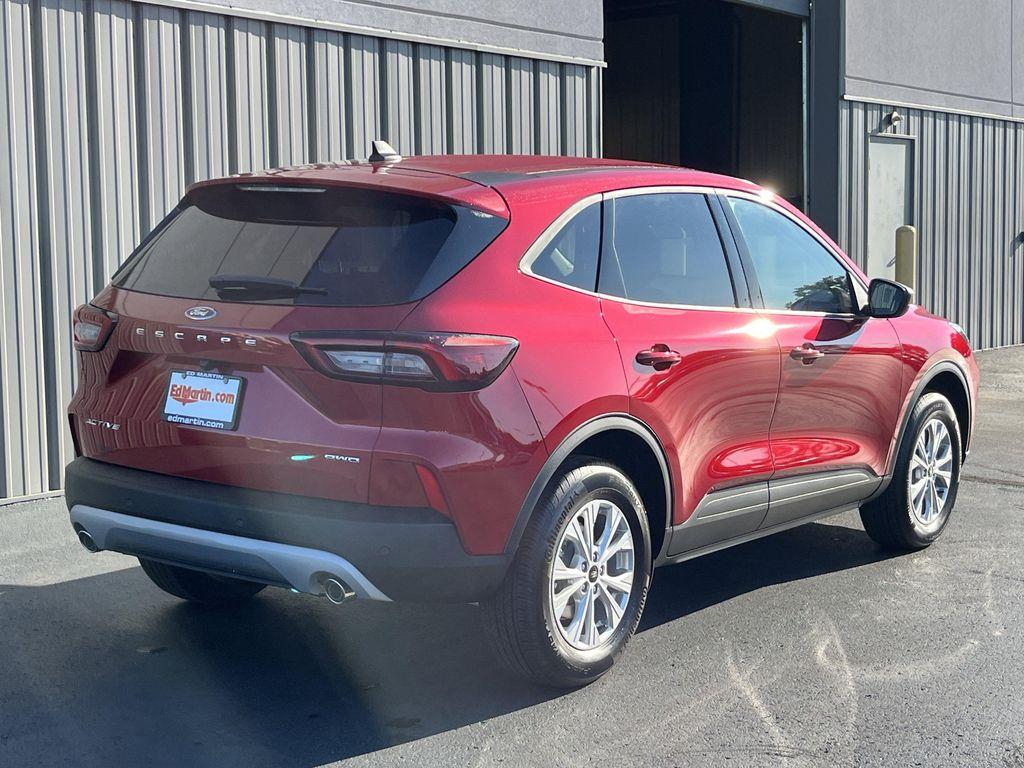 new 2025 Ford Escape car, priced at $26,897