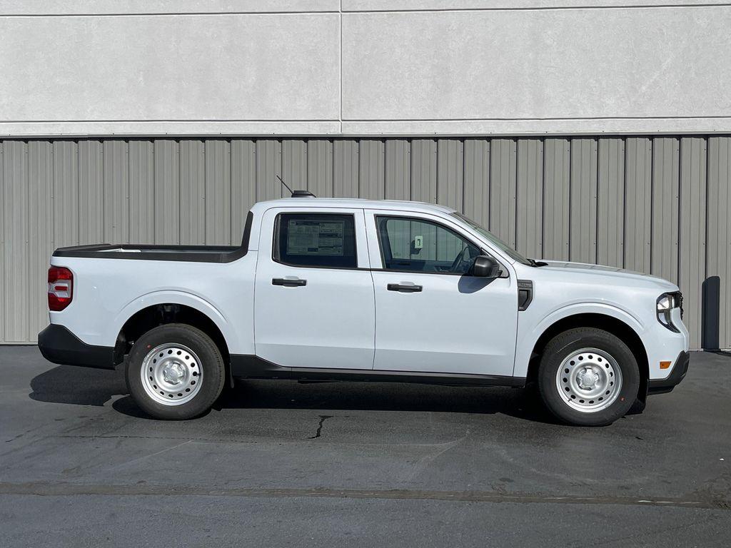 new 2025 Ford Maverick car, priced at $27,231