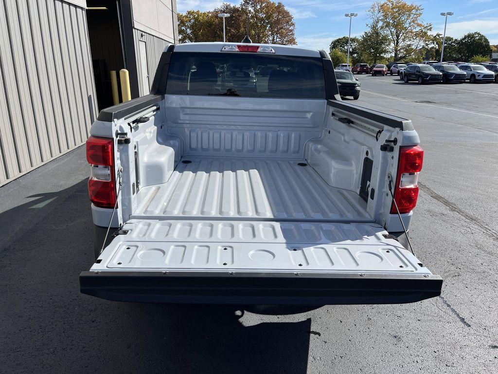 new 2025 Ford Maverick car, priced at $27,231