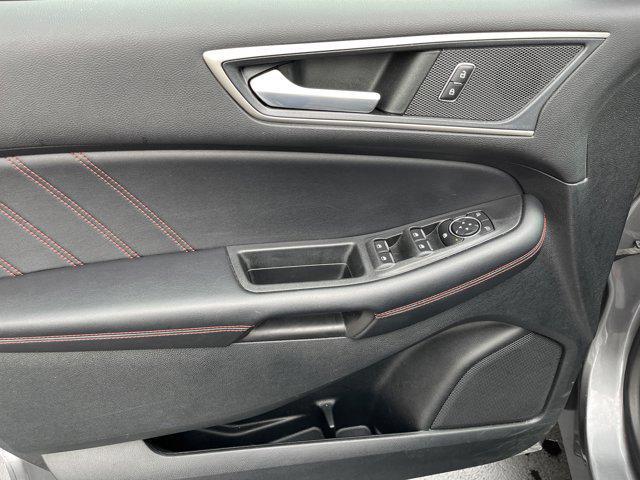 used 2022 Ford Edge car, priced at $27,500