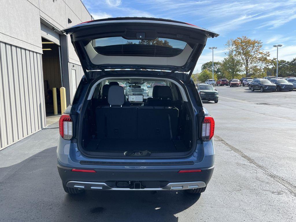 new 2025 Ford Explorer car, priced at $45,266