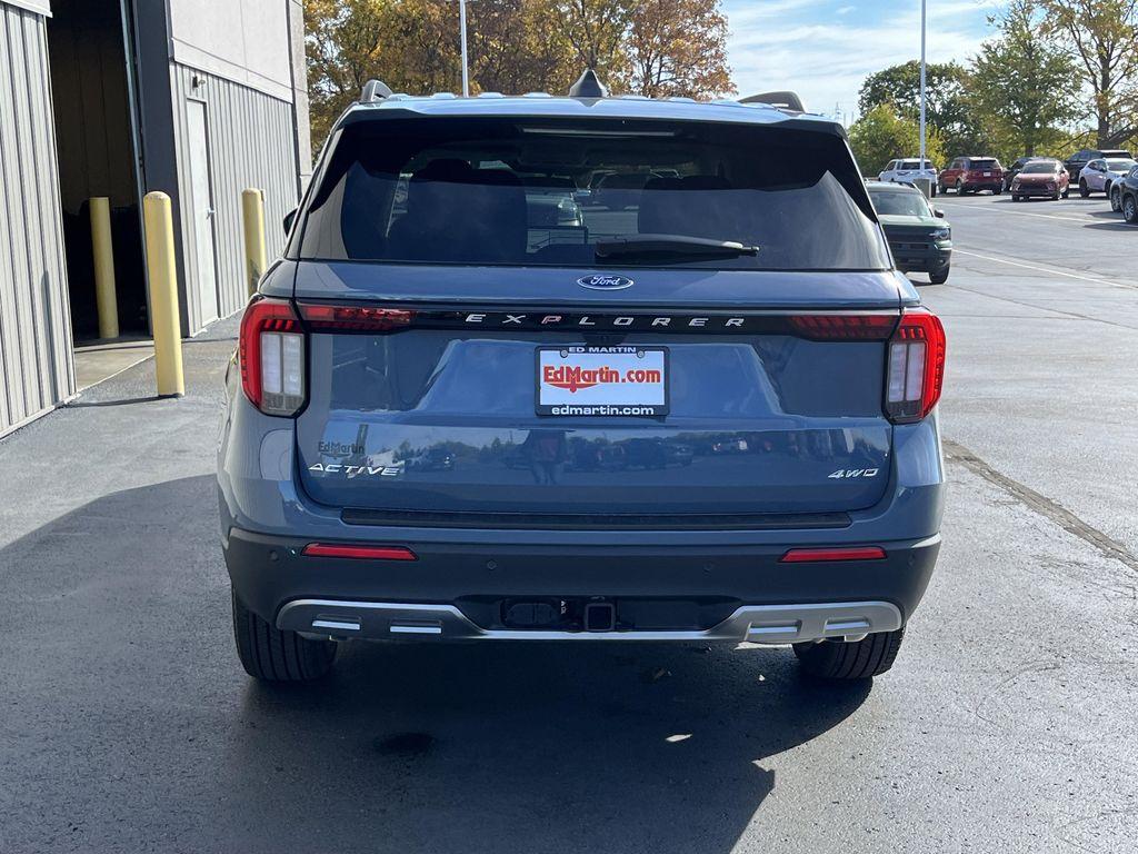 new 2025 Ford Explorer car, priced at $45,266
