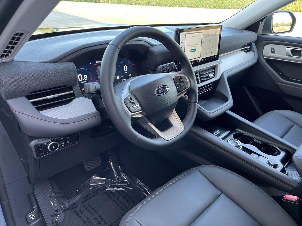new 2025 Ford Explorer car, priced at $45,266