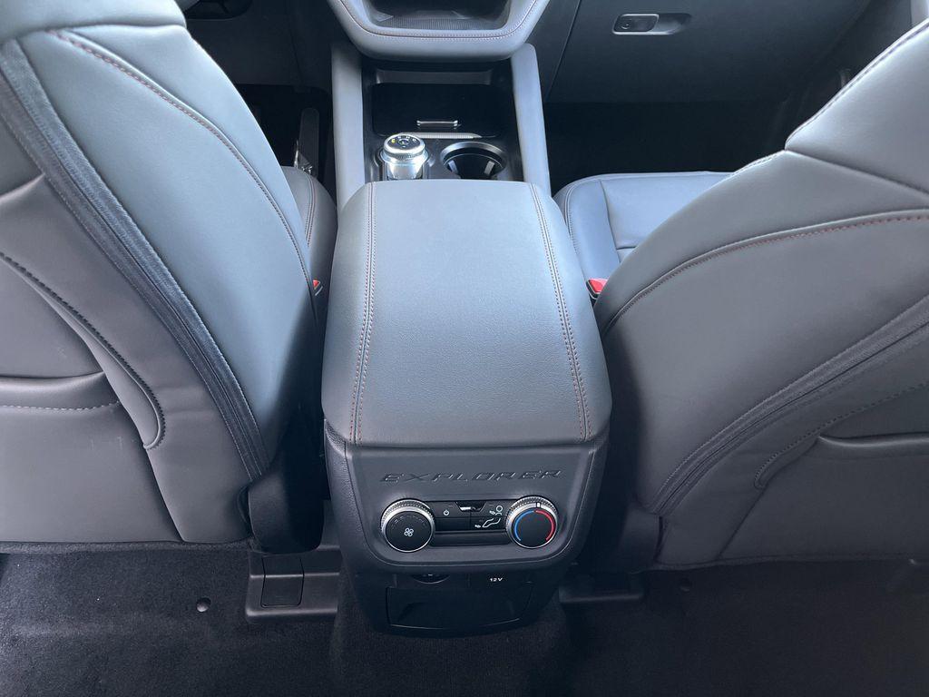 new 2025 Ford Explorer car, priced at $45,266