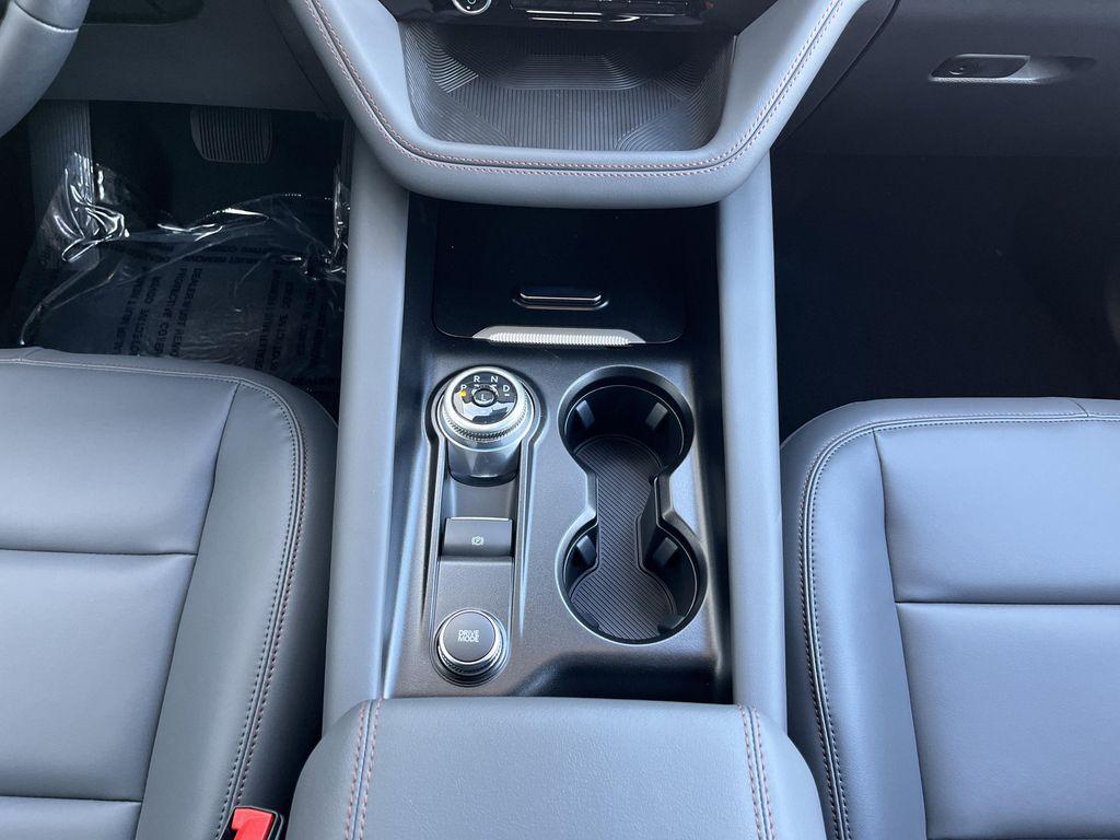 new 2025 Ford Explorer car, priced at $45,266