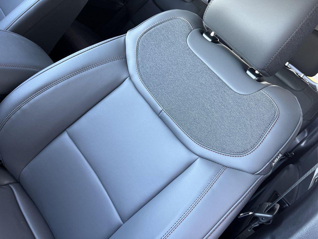 new 2025 Ford Explorer car, priced at $46,238