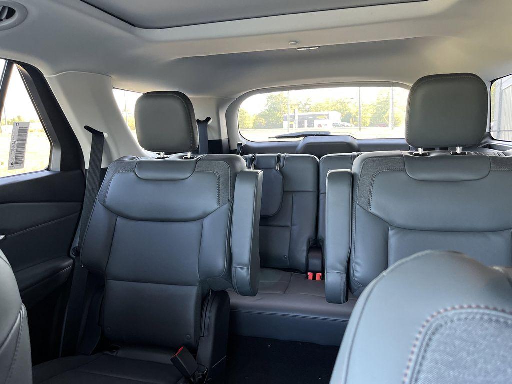 new 2025 Ford Explorer car, priced at $46,238