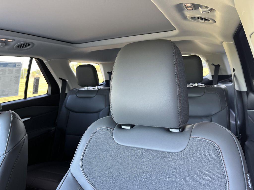 new 2025 Ford Explorer car, priced at $46,238