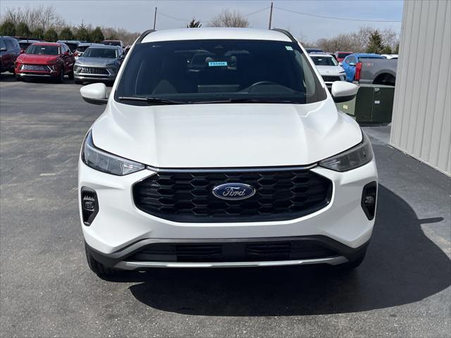 new 2025 Ford Escape car, priced at $30,636
