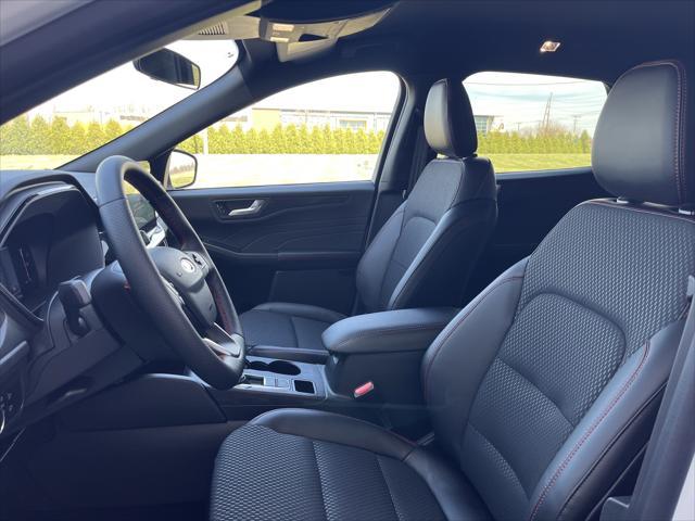 new 2025 Ford Escape car, priced at $30,636