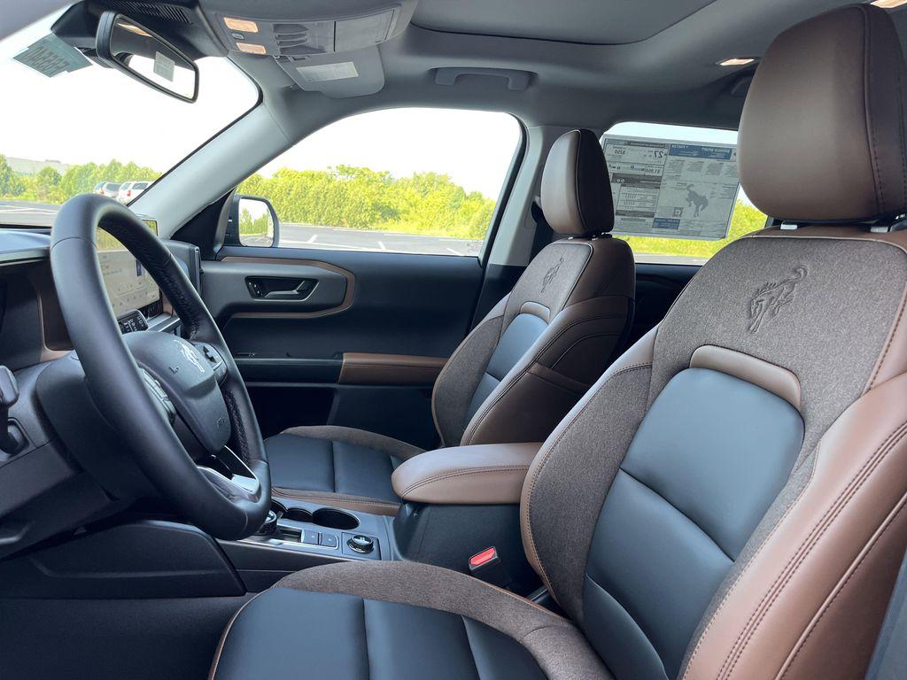 new 2025 Ford Bronco Sport car, priced at $37,990