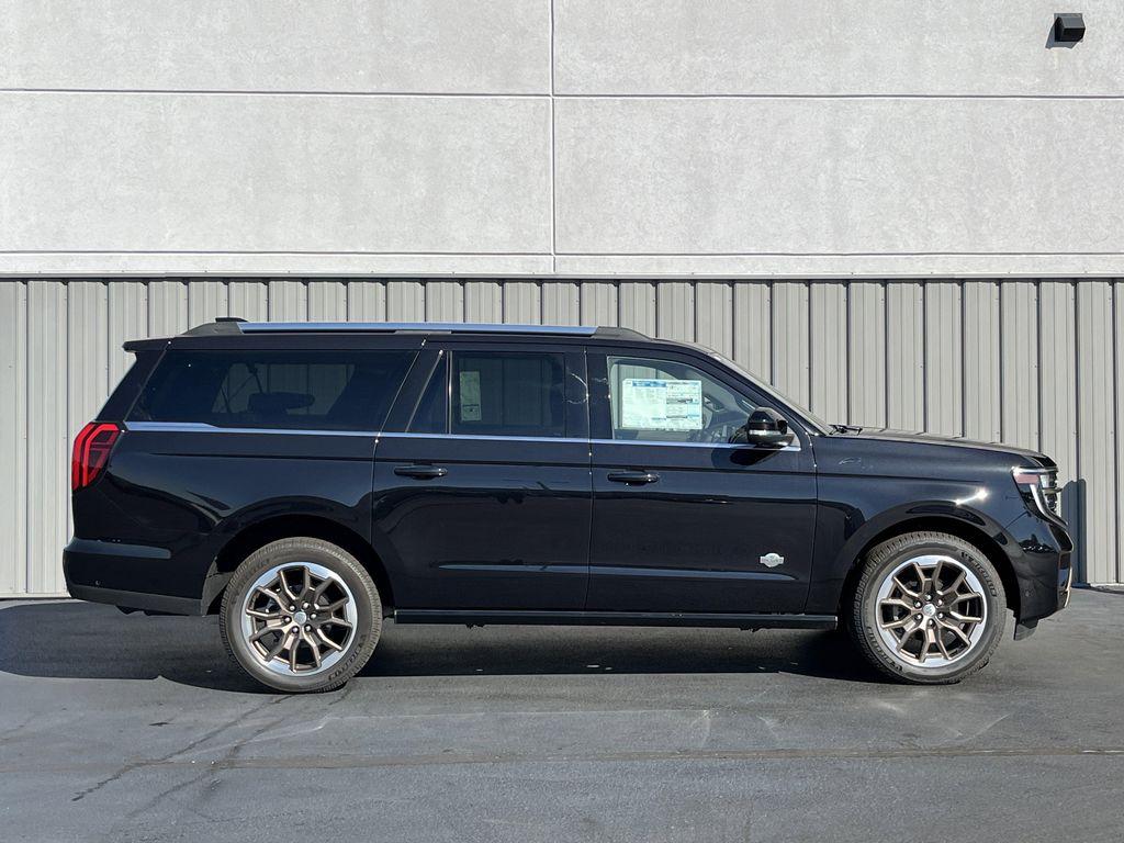 new 2025 Ford Expedition Max car, priced at $83,377