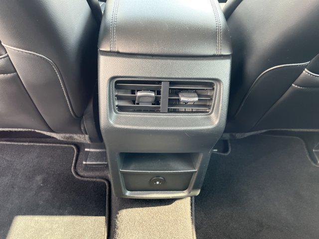 used 2024 Ford Edge car, priced at $25,171