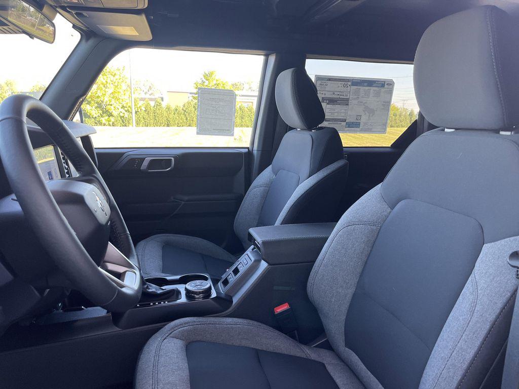new 2025 Ford Bronco car, priced at $44,563