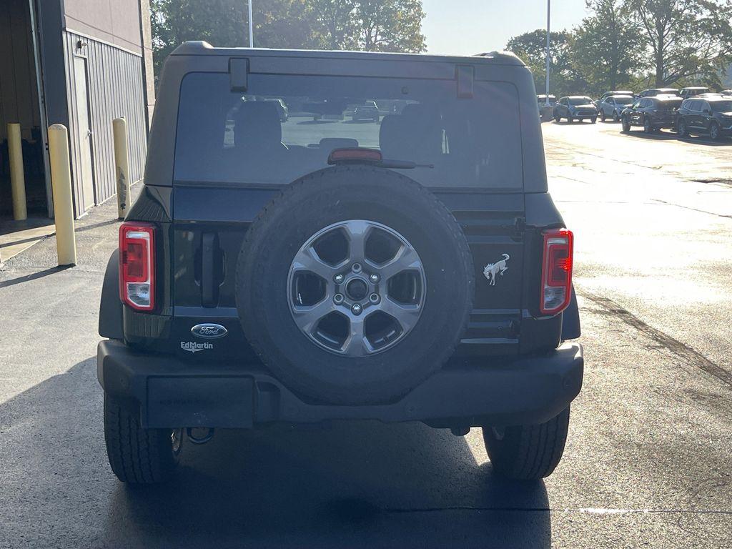 new 2025 Ford Bronco car, priced at $44,563