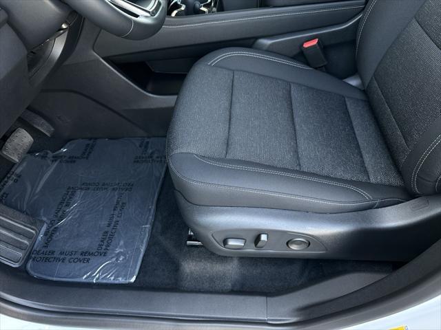 new 2025 Chevrolet Traverse car, priced at $40,778