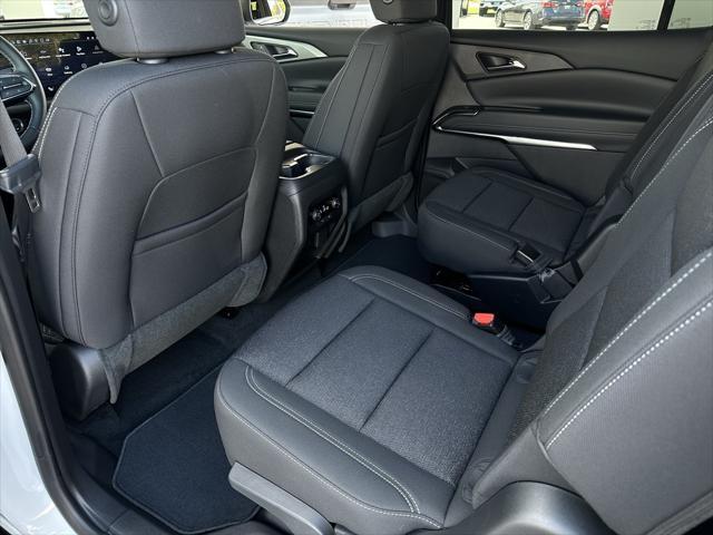 new 2025 Chevrolet Traverse car, priced at $40,778