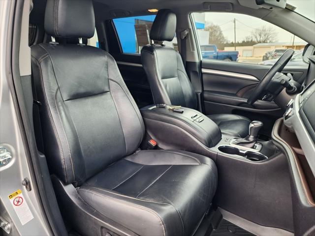 used 2019 Toyota Highlander car, priced at $29,007
