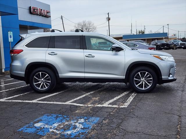 used 2019 Toyota Highlander car, priced at $29,007