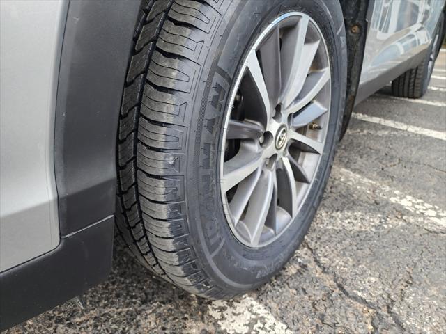 used 2019 Toyota Highlander car, priced at $29,007