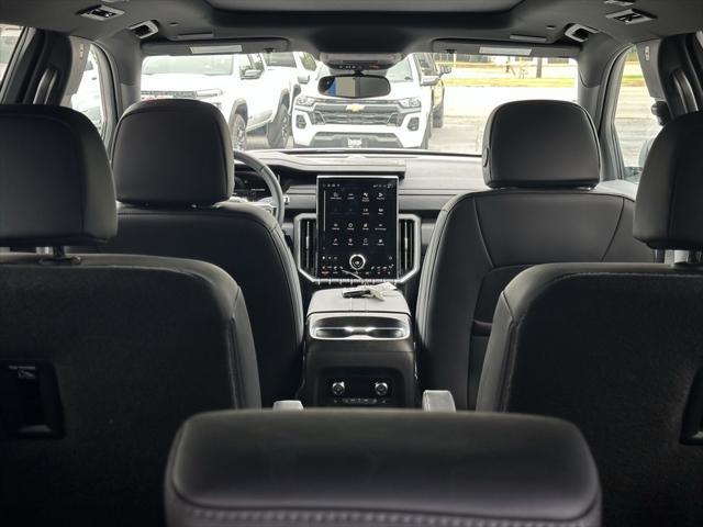 new 2025 GMC Acadia car, priced at $48,950