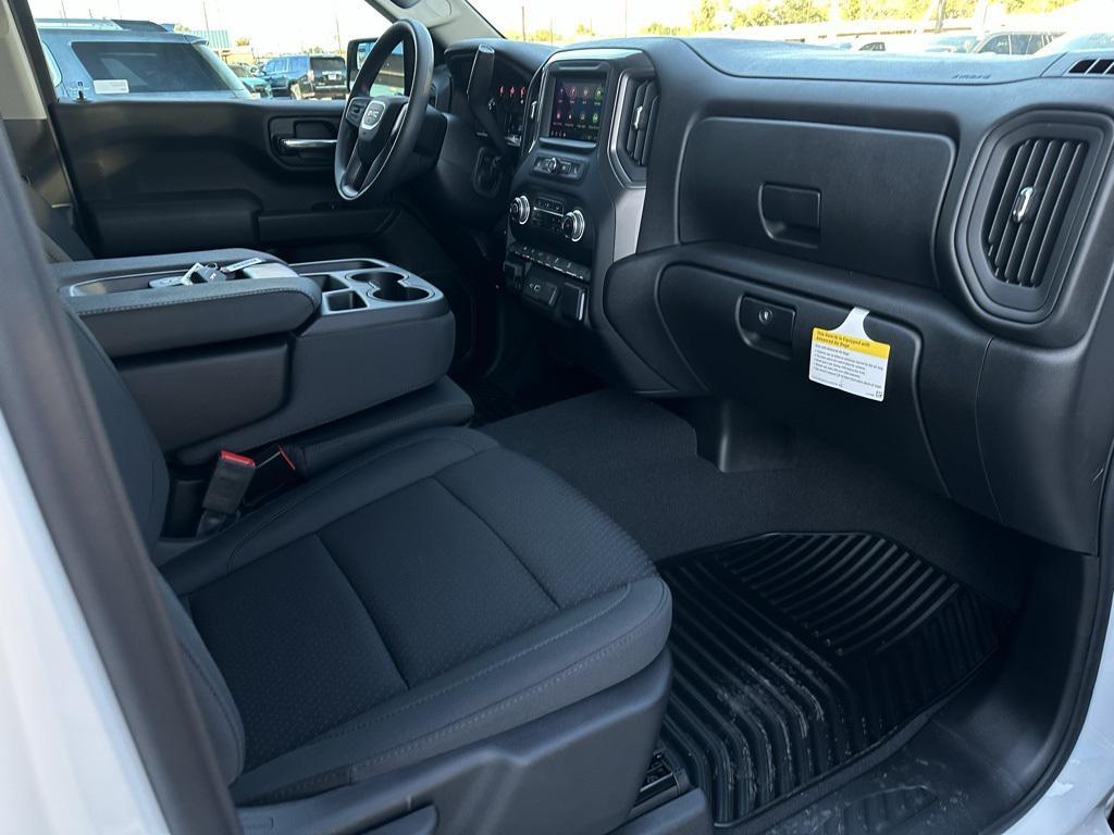 new 2026 GMC Sierra 1500 car, priced at $47,548
