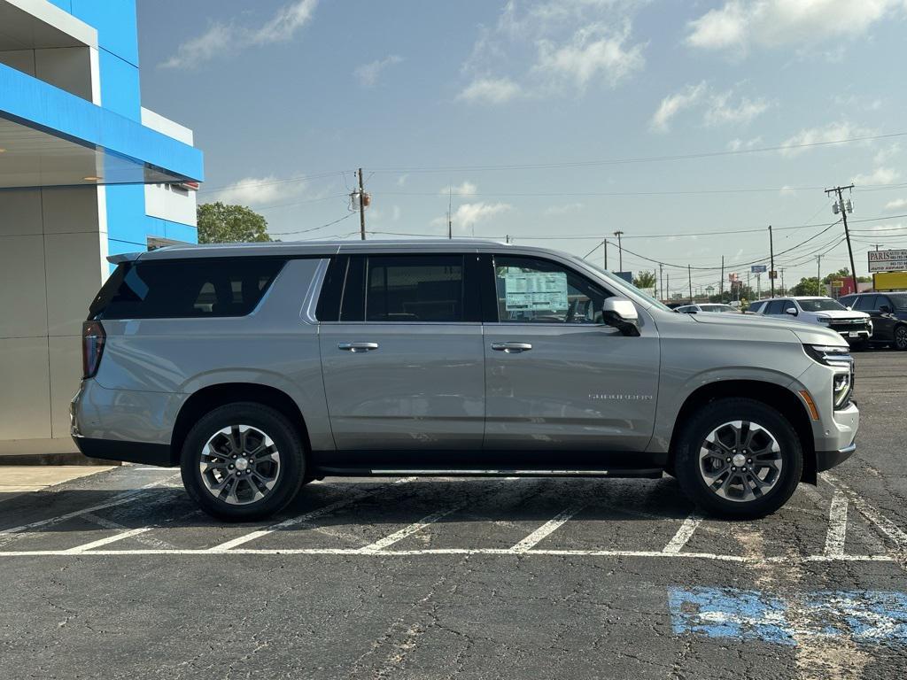 new 2025 Chevrolet Suburban car, priced at $62,042