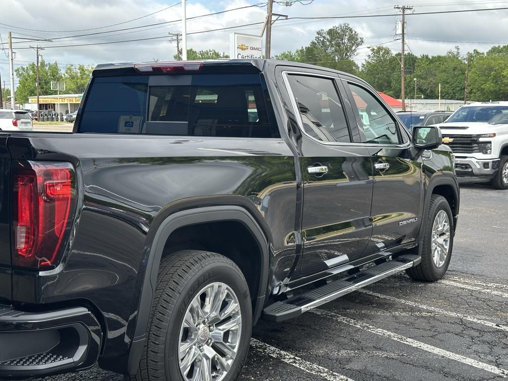 new 2025 GMC Sierra 1500 car, priced at $58,883