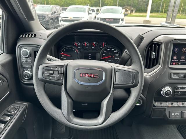 new 2025 GMC Sierra 1500 car, priced at $43,381