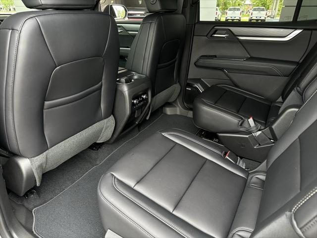 new 2025 GMC Acadia car, priced at $46,110