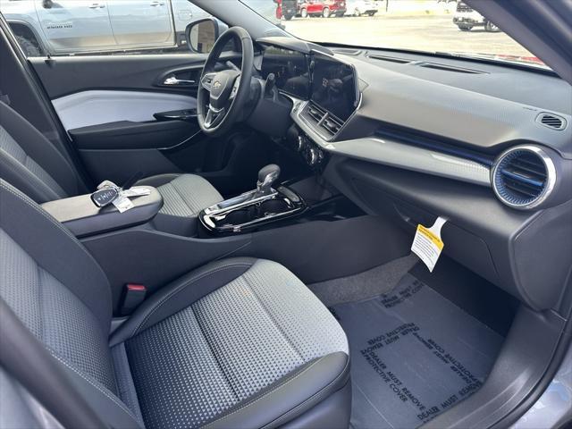 new 2025 Chevrolet Trax car, priced at $24,470