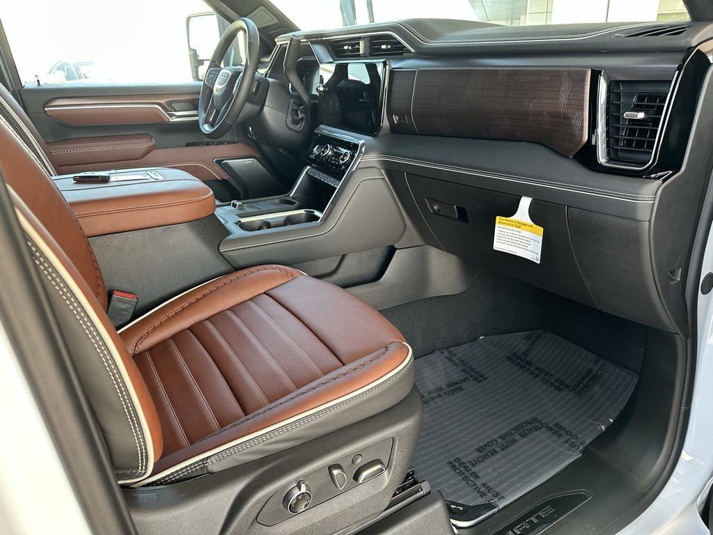 new 2026 GMC Sierra 2500 car, priced at $90,193