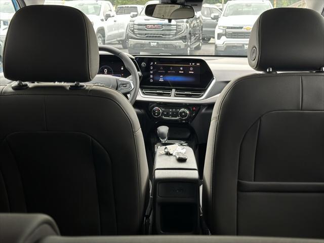 new 2025 Chevrolet Trax car, priced at $25,871