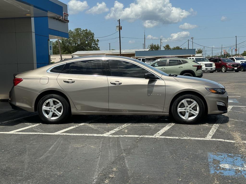 used 2022 Chevrolet Malibu car, priced at $17,605