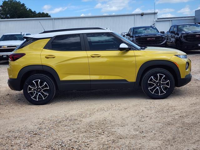 new 2023 Chevrolet TrailBlazer car, priced at $28,419