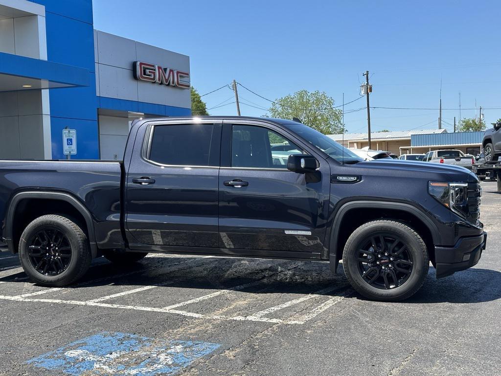 new 2025 GMC Sierra 1500 car, priced at $46,693